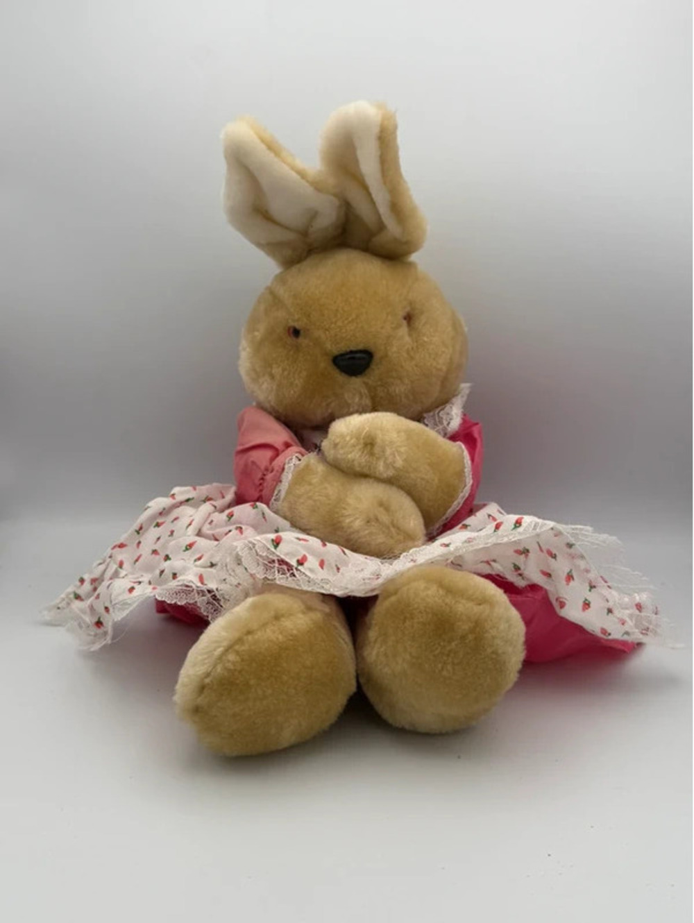 1986 Chadwick Bunny with Dress